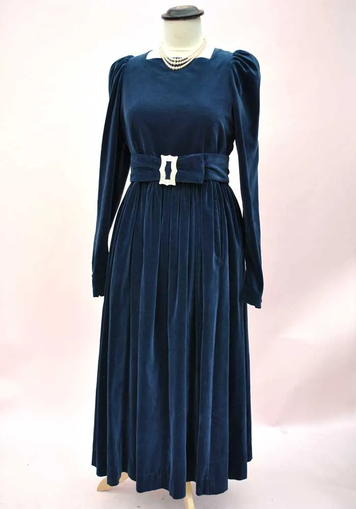 1980s Vintage Midnight Blue Velvet Laura Ashley Long Sleeve Dress