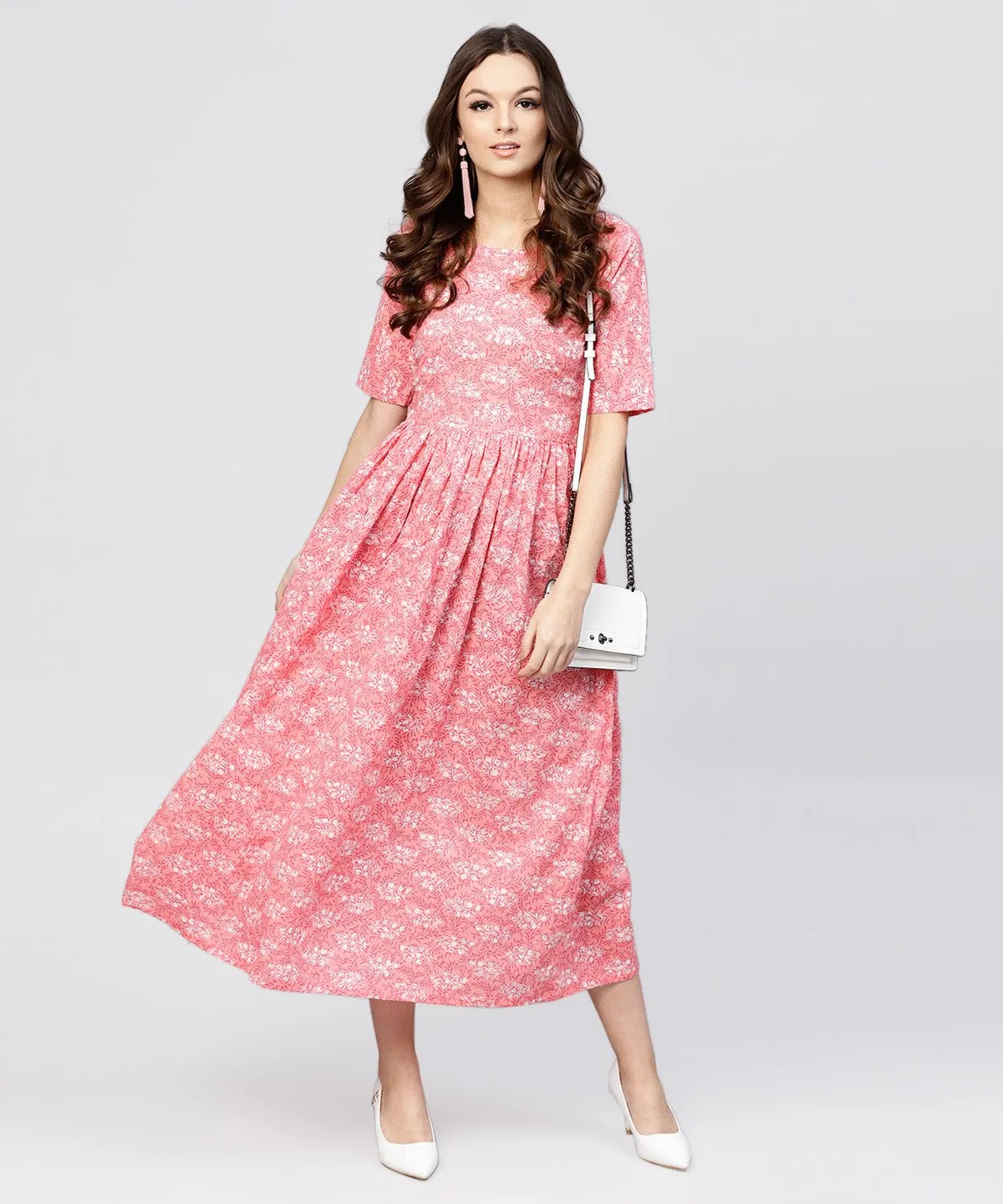 Pink Printed Dress With Round Neck And Half Sleeves